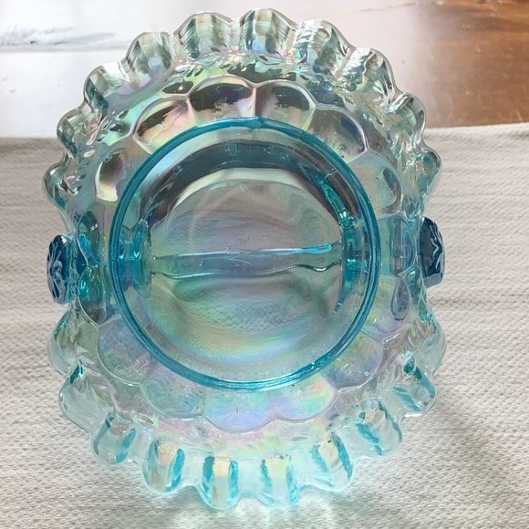Vintage Westmoreland Glass Iridescent Aqua Blue Ruffled Edge Handled Basket - Picture 8 of 10